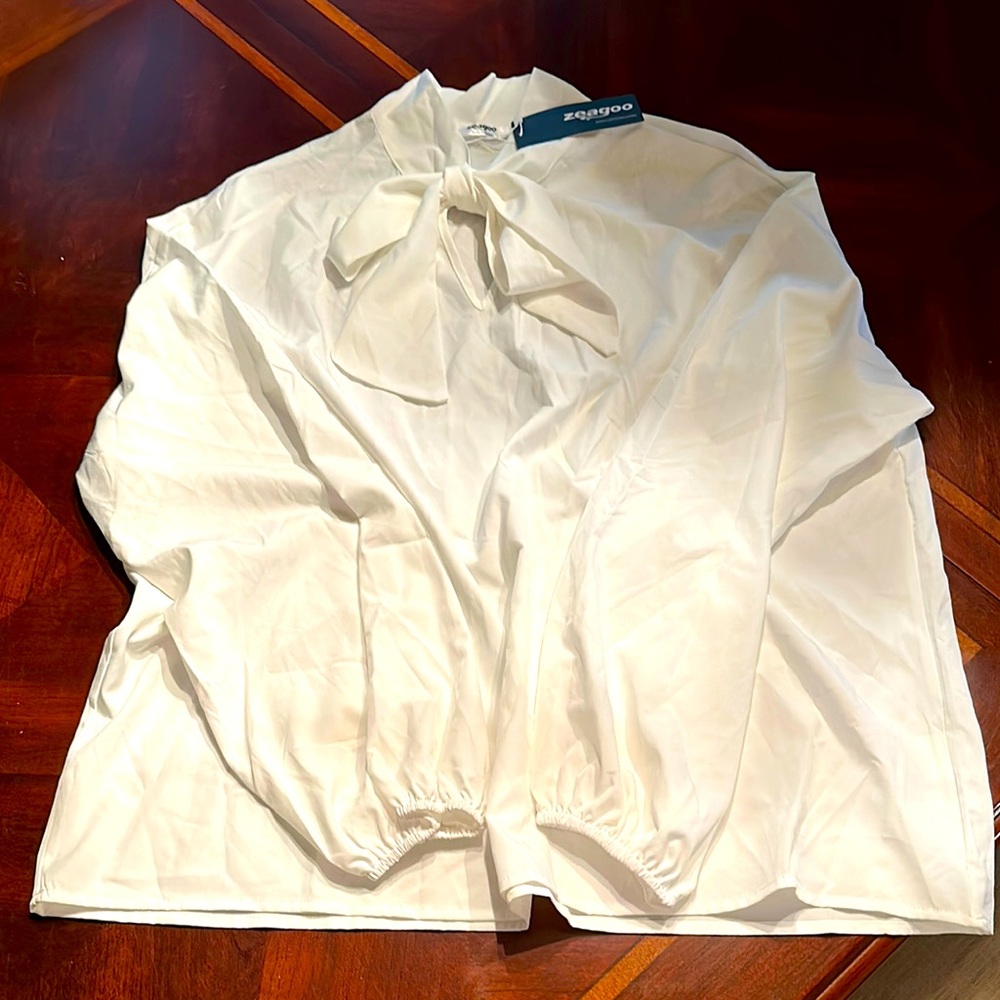 Zeagoo  White Blouse with Bow Tie